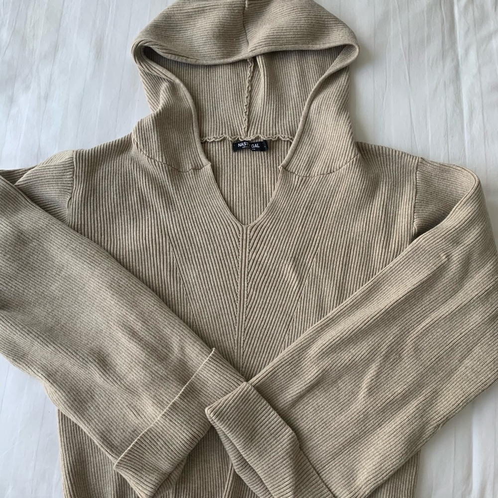 Beige ribbed sweater with bell sleeve